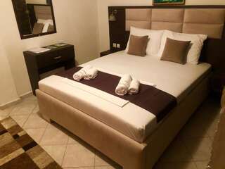 Апартаменты Apartments Tati Улцинь Номер-студио с террасой-1